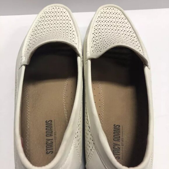 Stacy Adams Men’s Cicero, White Perf Moc Toe Slip-On Shoes, Size 13M. main image 2